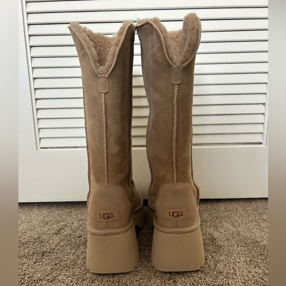 UGG Women's Classic New Heights Genuine Shearling Cuffable Boots - Picture 3 of 9